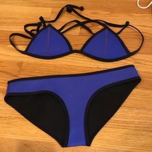 Dark blue triangl bikini